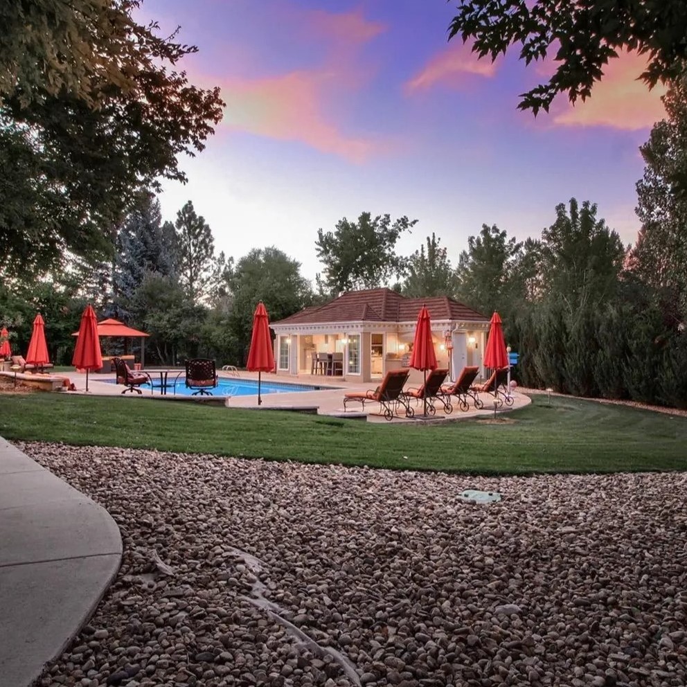 Poolside Lounge in Nikola Jokic’s Cherry Hills Home