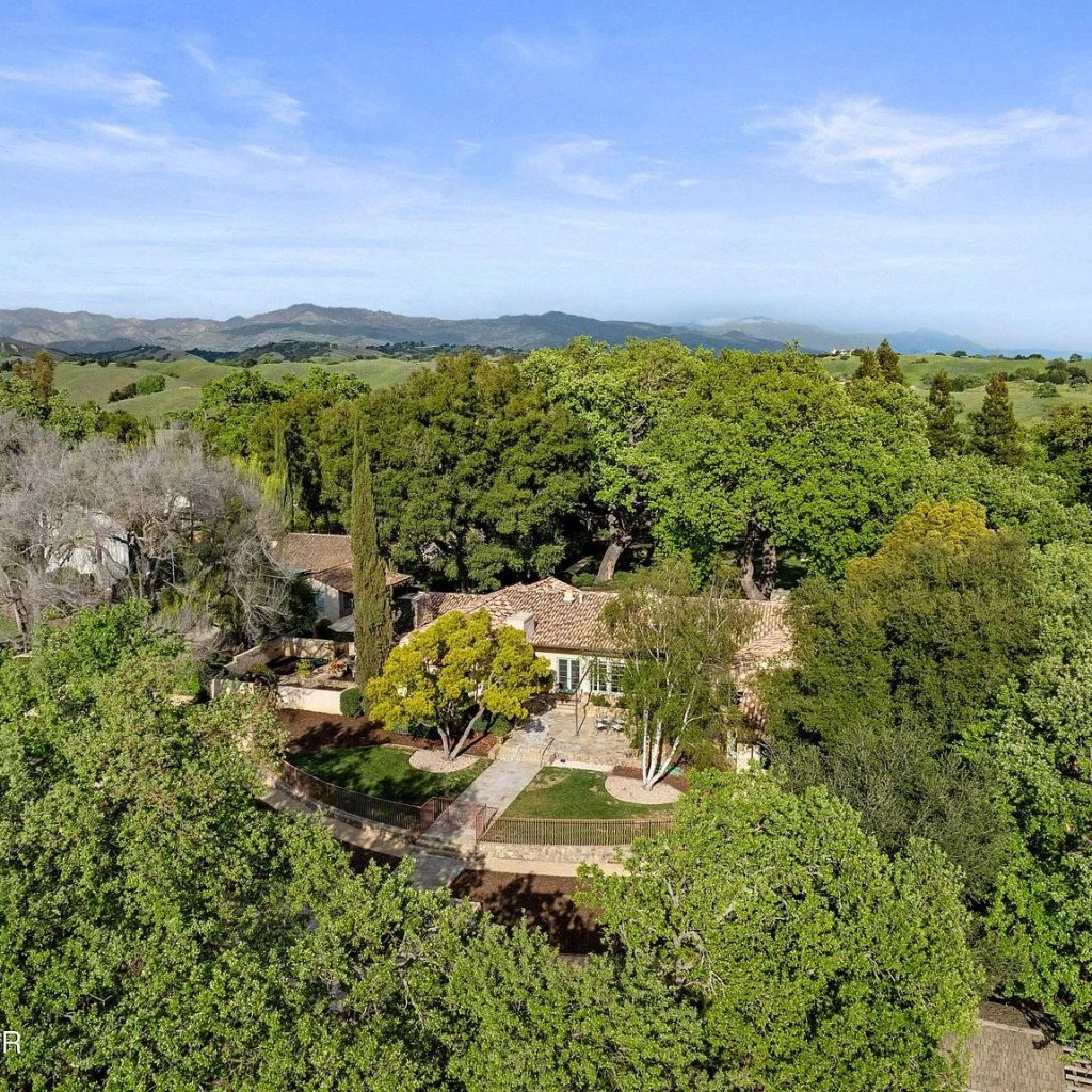 Aerial View of Steven Seagal and Kelly LeBrock’s Former CA Home