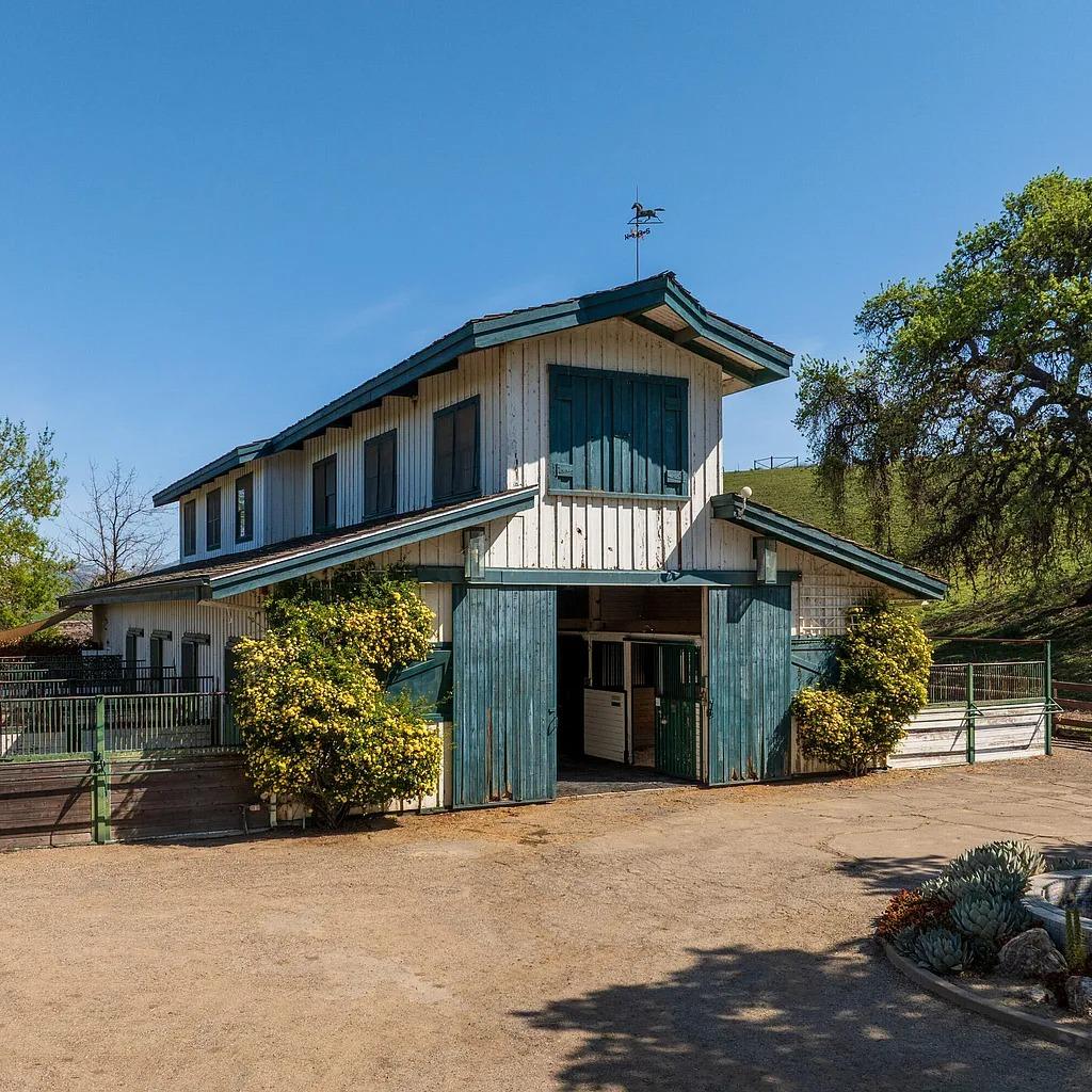Barn of Steven Seagal and Kelly LeBrock’s Former CA Home